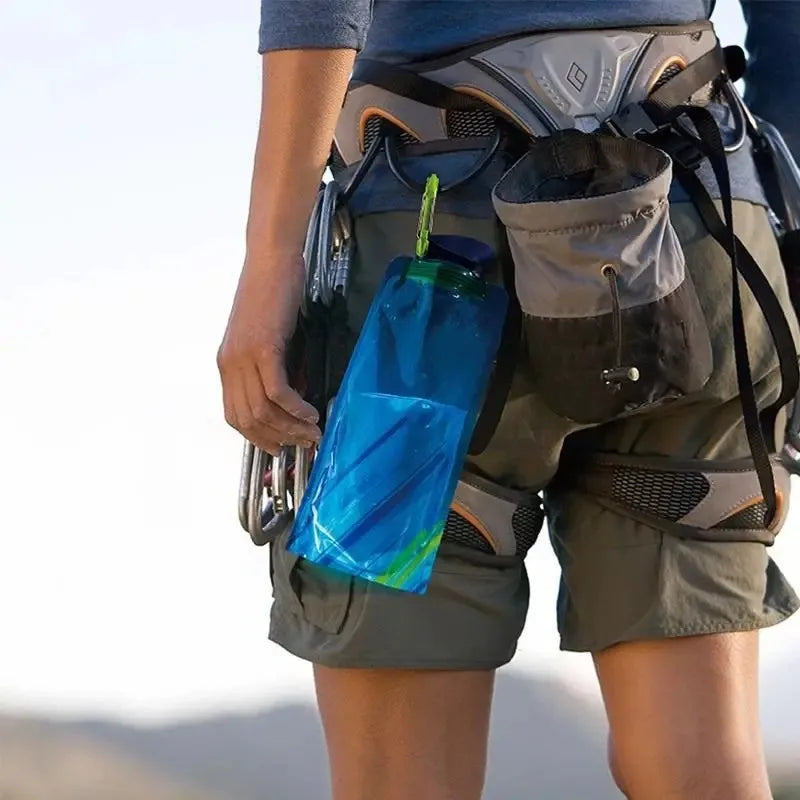 Foldable Water Bottles Flexible Reusable Travel Water Bottle Plastic Water Pouch Soft Flask Water Bag With Carabiner Clip
